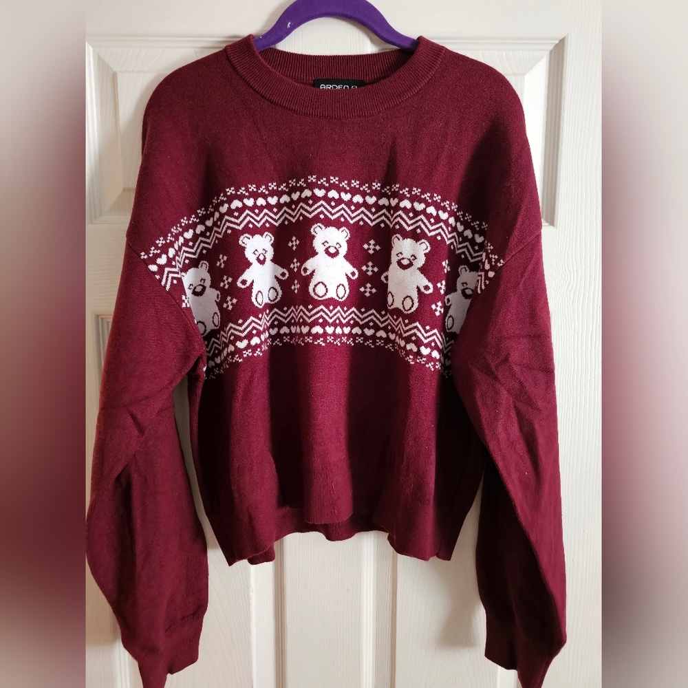 Arden B Burgundy Bear Pattern Sweater